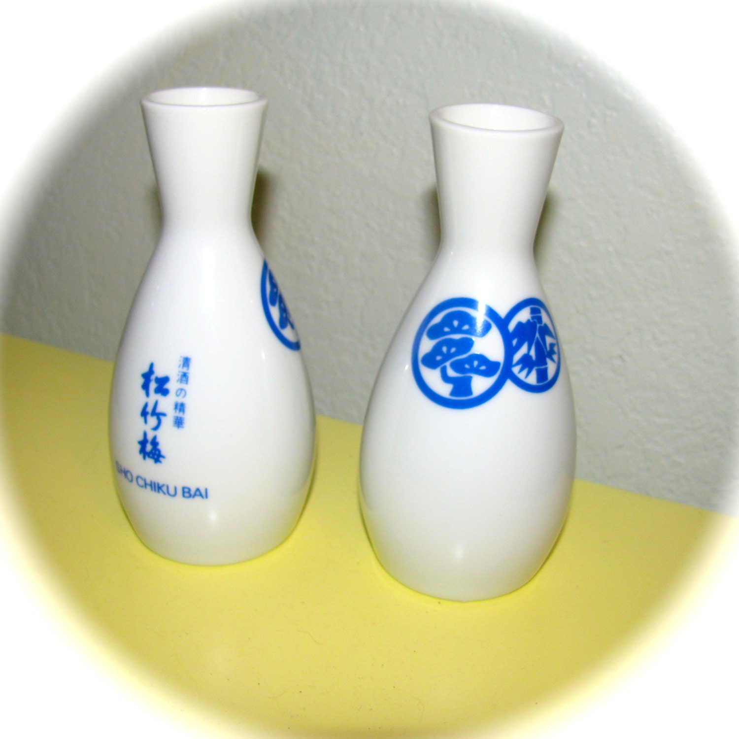 Two Vintage made in Japan SHO CHIKU BAI Sake pitchers/bottles White Porcelain with Blue Decoration