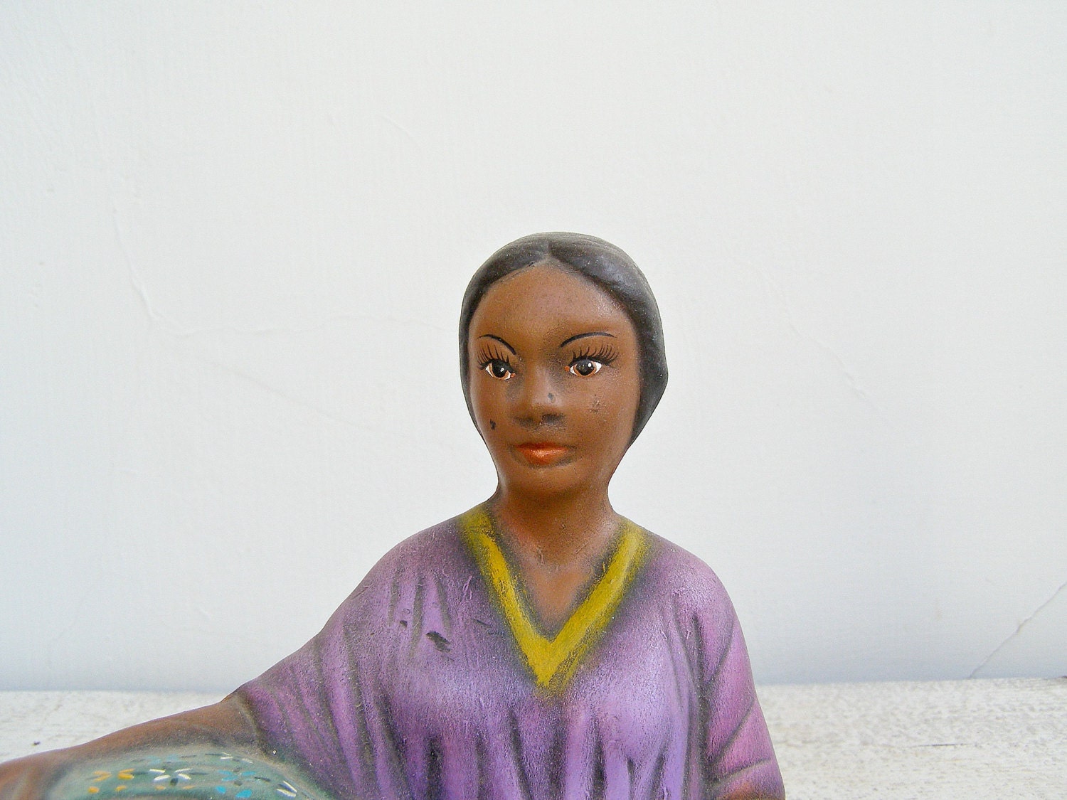 Tahitian Woman figurine, Vintage woman Figurine, Ethnic, tribal, Cottage chic, Feminine, colorful, Exotic, Farmhouse, African