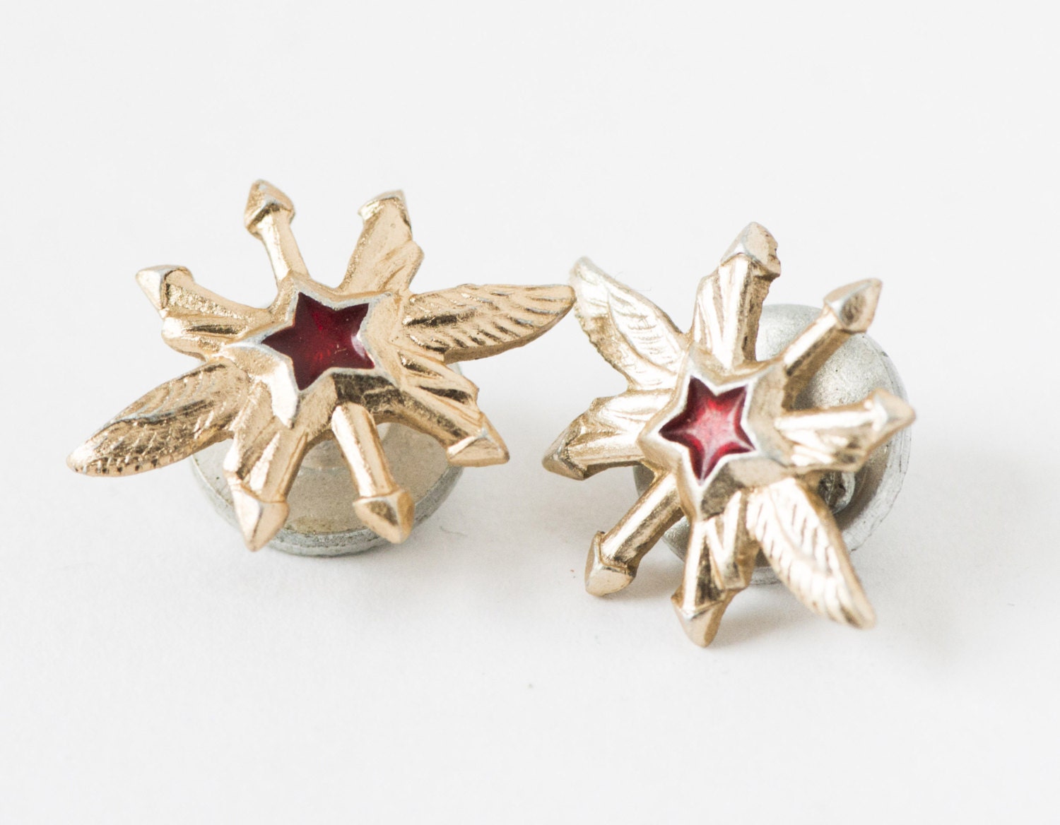 Soviet army stars and wings, red stars gold wings from air force uniform, military pins 2 pieces