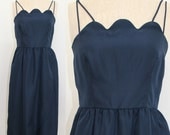 Vtg 50s- Navy Petal Scallop Dress