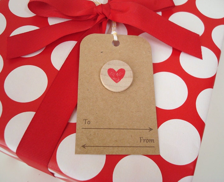 Heart pin gift tag
