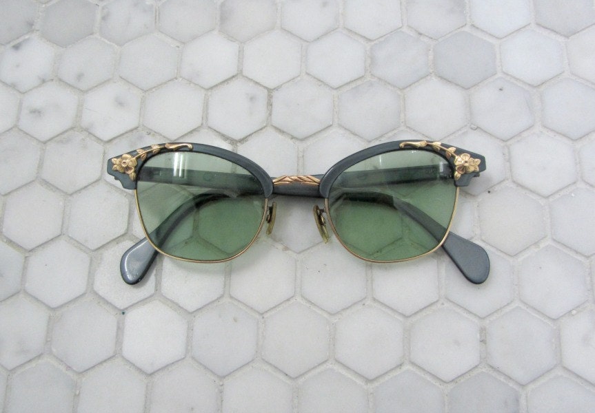 50s sunglasses . black cateye glasses . 1950s vintage eyeglasses