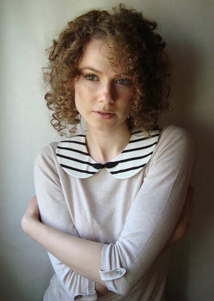 Sailor Style Handmade Detachable Collar / Ivory and Black Stripe Peter Pan Col with Decorative Closure / Summer Accessory