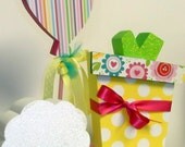 Birthday Decor - Wood birthday decorations - Cupcake - Balloon - Present
