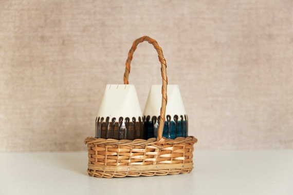 Vintage Salt  Pepper Shakers Blue Brown