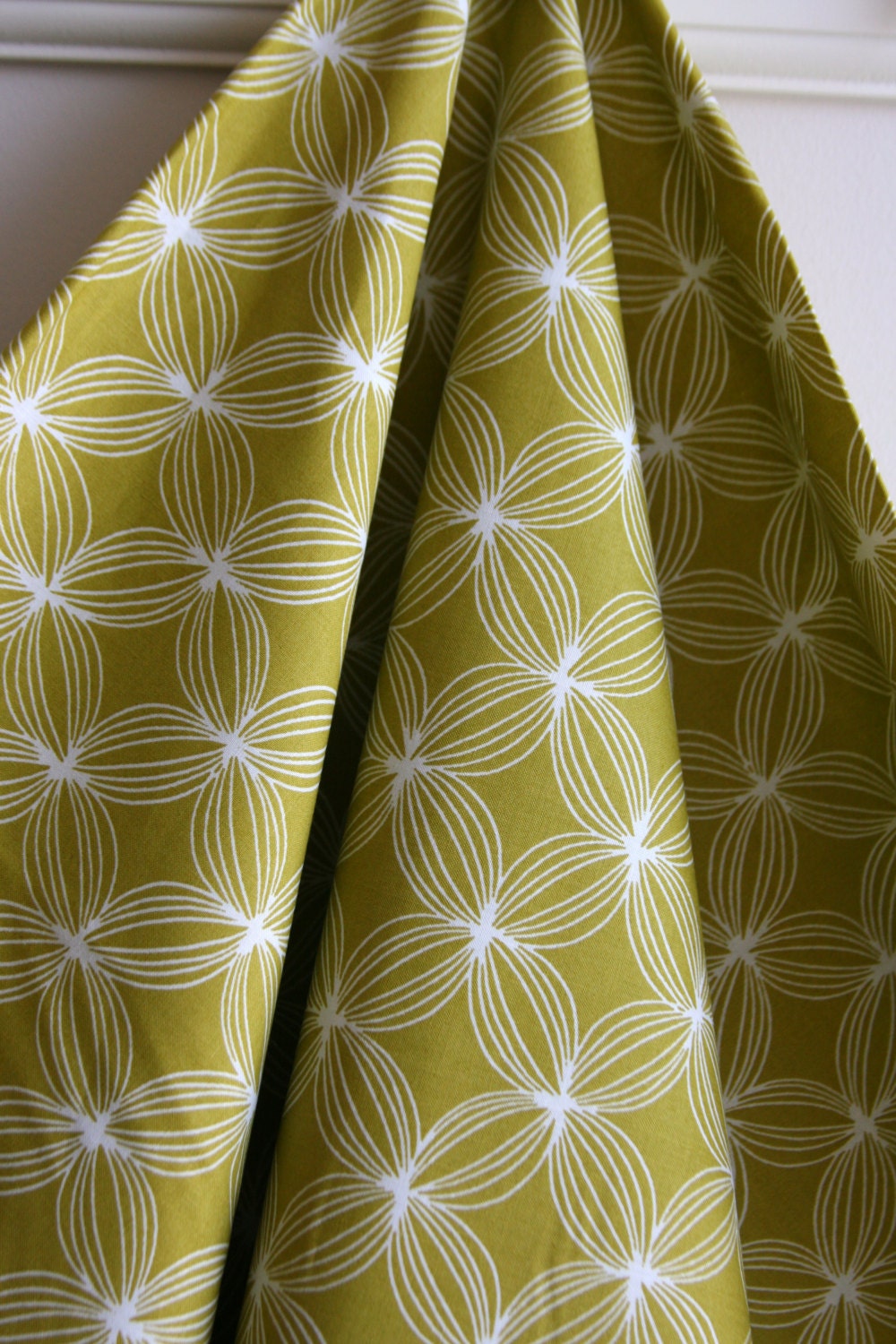 Star Pods in Green by Patty Sloniger from the Les Amis Collection - Michael Miller Fabrics - ONE  FAT QUARTER Cut