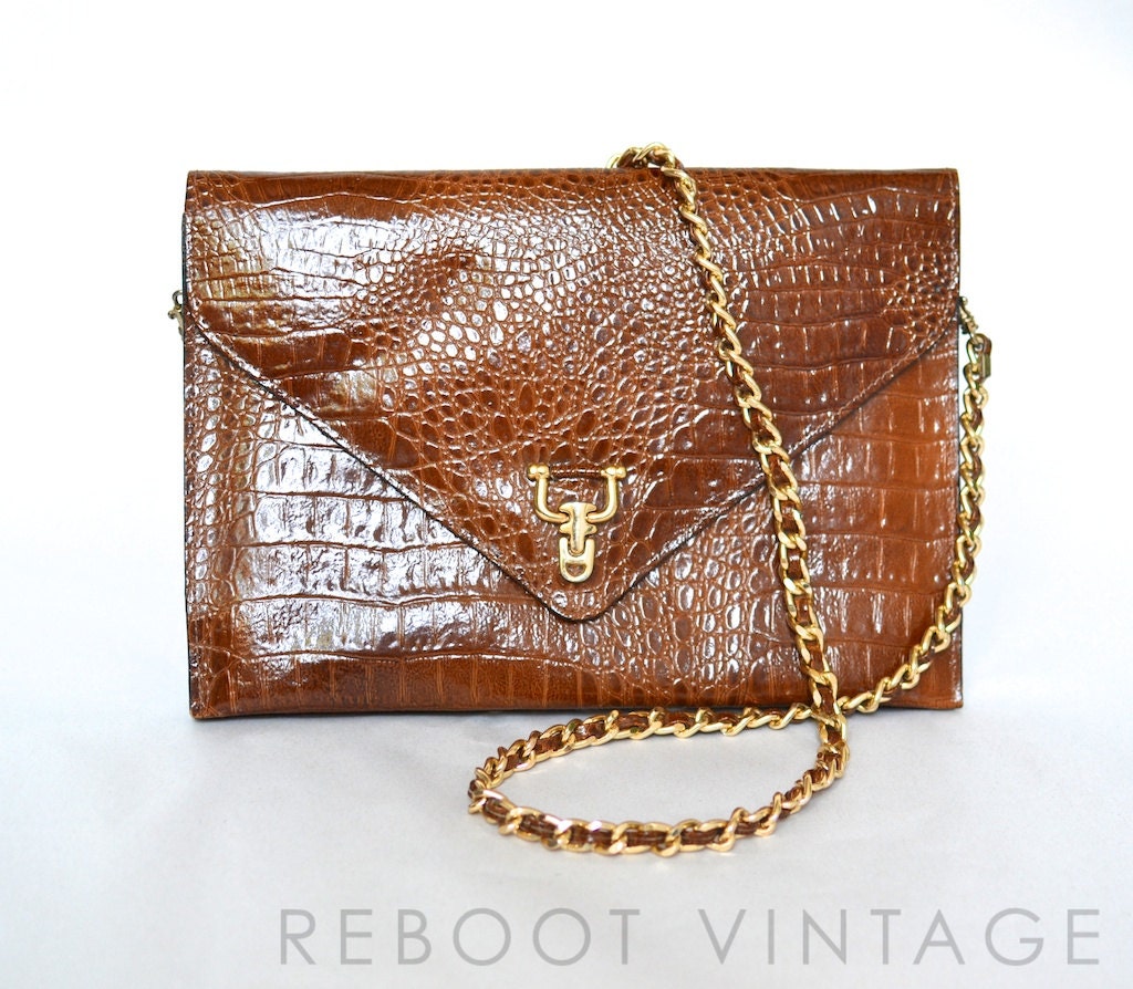 Vintage 70s Vegan Friendly Faux Croc Envelope Clutch w Chain Strap