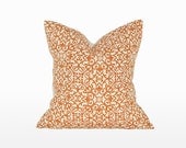 18" x 18" Decorative Throw Pillow / Accent Cushion Cover (Indoor) (Cream and Orange Scroll)