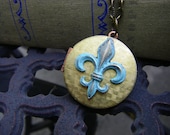 Vintage Fleur de Lis Locket shabby chic verdigris patina fleur de lis french market