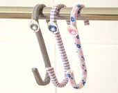 Girly Hooks Pink Blue Grey Bathroom Towels Bedroom Pyjamas Purse Kids Children Poppies PACK OF 3