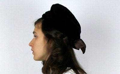 vintage 1920s hat / cloche / Madeleine