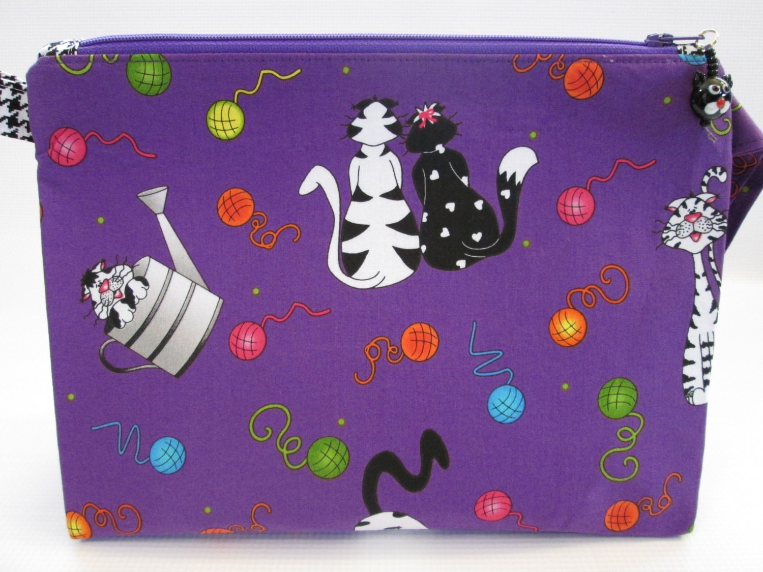 Medium Zippered Wedge Bag - Cats and Yarn Balls with glass cat bead zipper pull