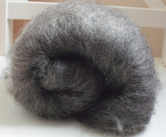 SALE Wonderfully Soft Jacobs Batt Natural Spinning Weaving Felting 80g