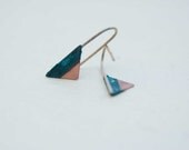 Pyramid triangle earrigs- geometric jewelry