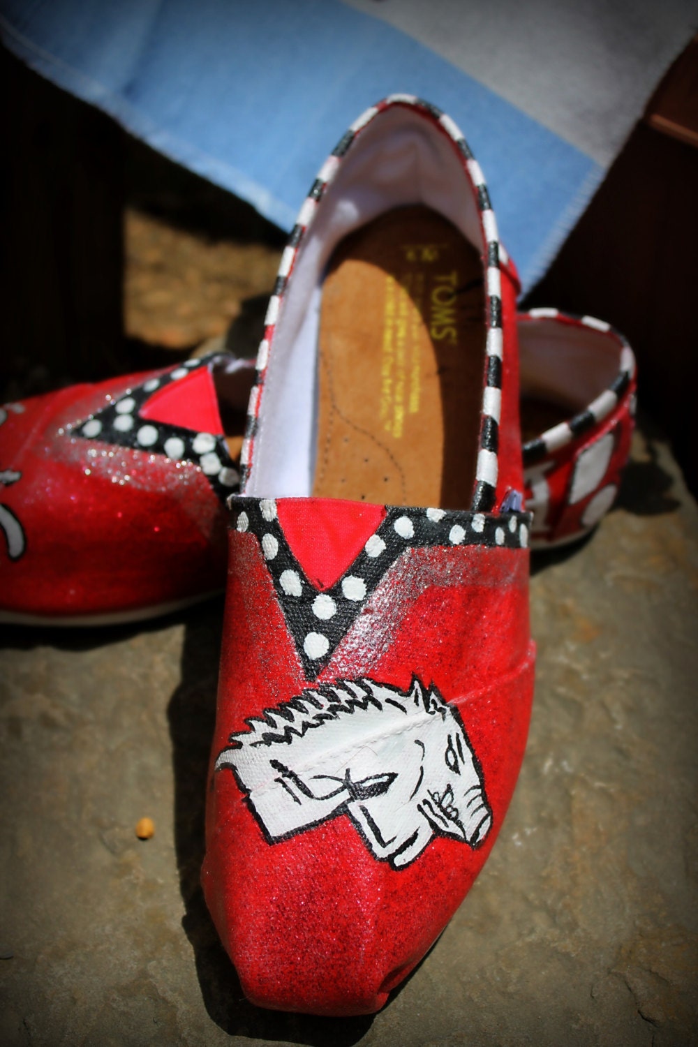 Hand Painted TOMS Arkansas Razorback U of A  Hogs Team Red Glitter