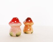 Vintage mushrooms salt and pepper shakers