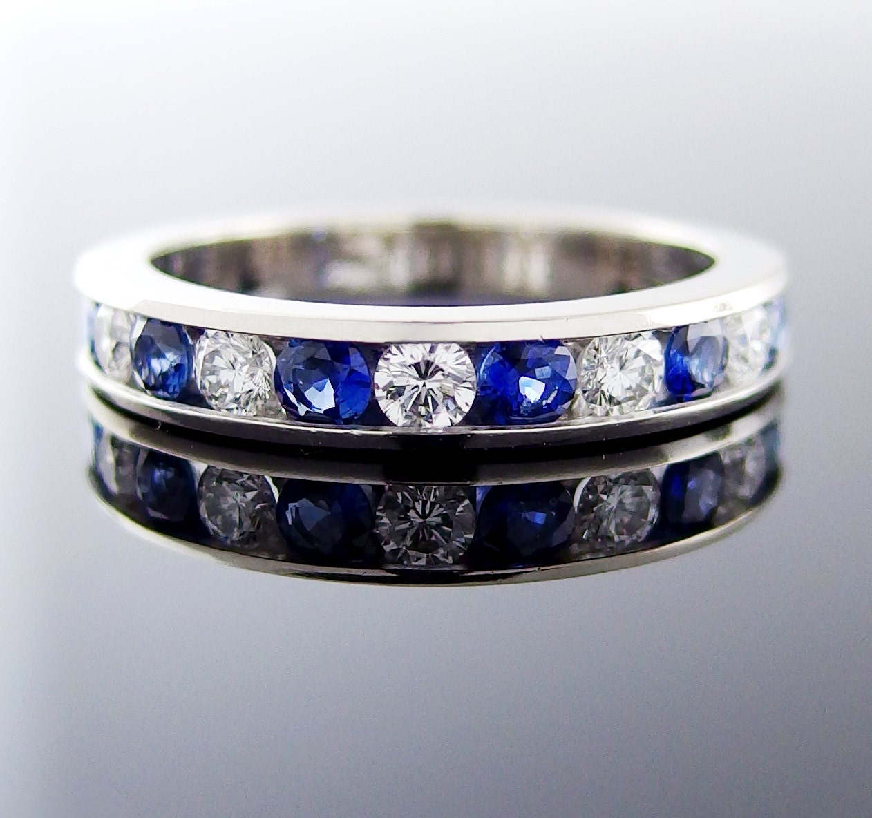 Sapphire and Diamond 1.15 Carat 14kt White Gold Anniversary Estate Ring Fabulous Natural Blue Sapphires