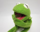 Vintage 1976 KERMIT THE FROG Fisher Price  Jim Henson Muppet Doll Collecable 80s toy Green Frog