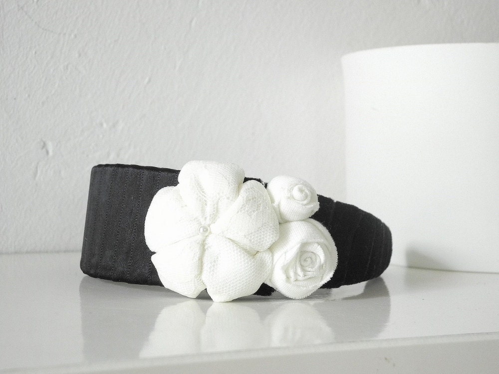 Headband black white Fabric flower rosettes Satin and velvet ribbon - ready to ship