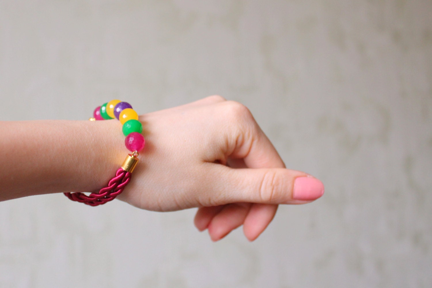 Modern gem stone bracelet - Colorful bracelet beads - Rainbow bright bracelet - Fuchsia pink rope bracelet - Trendy stretch bracelet
