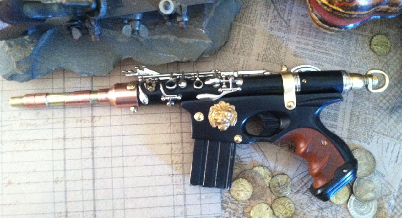 Steampunk Personal Side Arm,  Powder / Steam Pulse Gun.