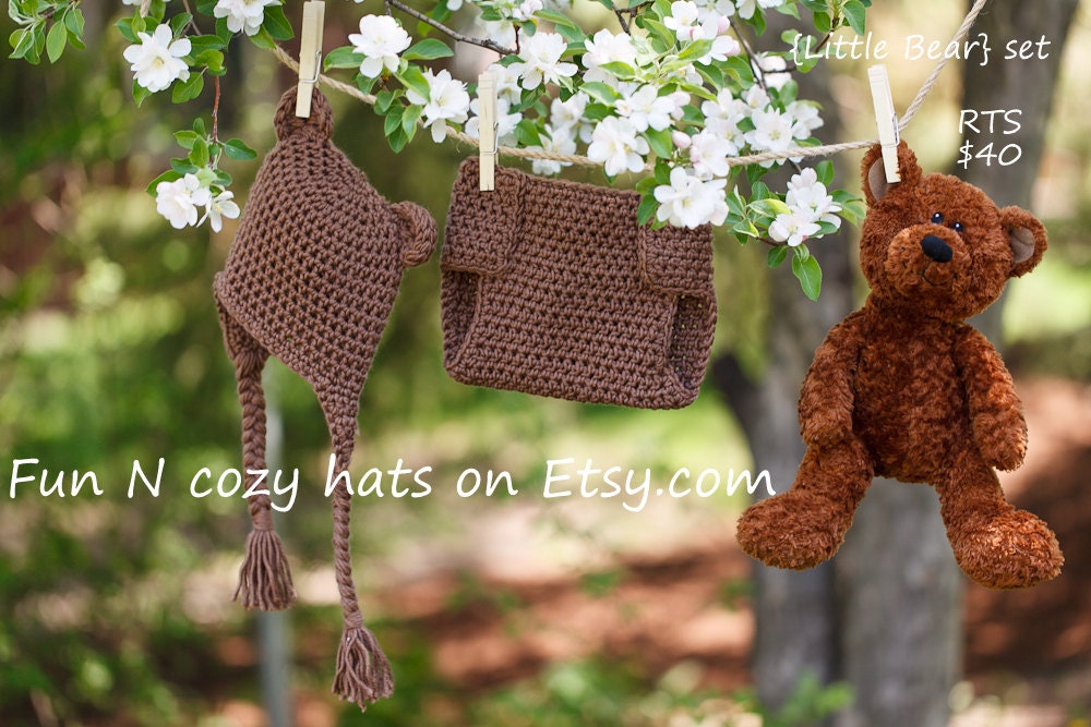 Newborn Crochet  Photo  prop  Little Bear set .0-3m, 3-6m,6-12m in soft brown.Toddler hat,infant hat..Diaper cover
