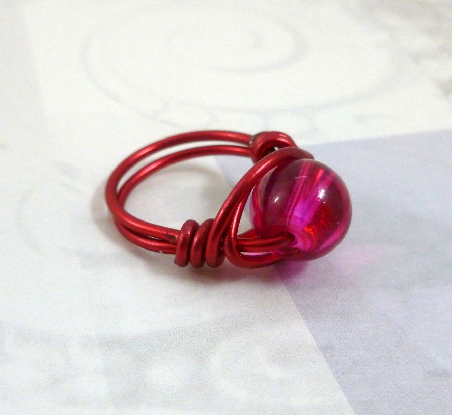 Teeny Pinkie  -  Wire Wrapped Bead Ring - Size 5