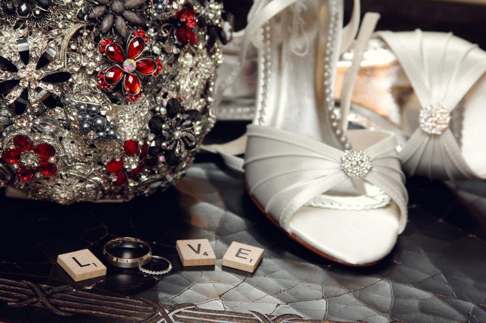 Deposit for Custom Brooch Bouquet