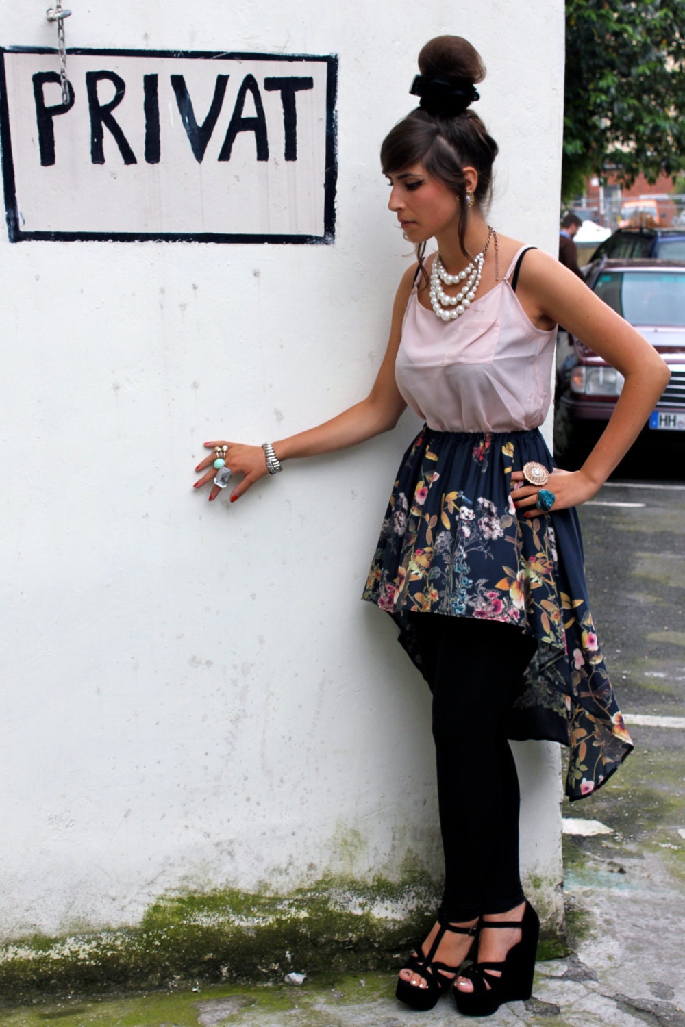 Skirt/ flowery/ short at the front long at the back / waisted/ romantic/ playful/ trend- High five