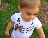 Cute baby girl gift fashion faux pearl Necklace onesie, black necklace with leopard bow, Different size onesies available Great for Photos