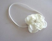 Baby Headbands-White Baby Headbands-Baptism-Newborn Headbands-Toddler Headbands-Girls Headbands-White flower headband