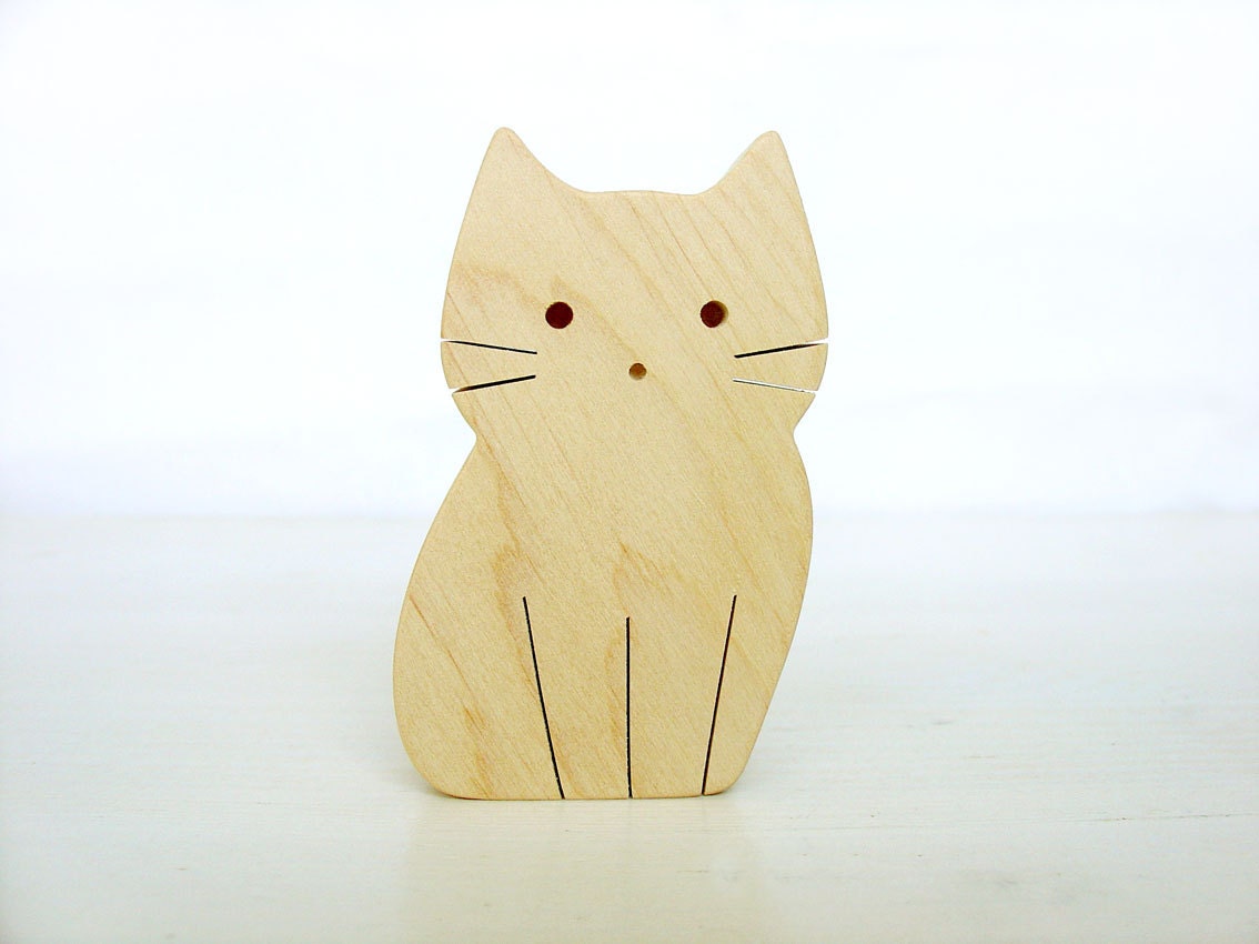 Wooden cat  - Wooden figurine - Home decor - Handmade - natural