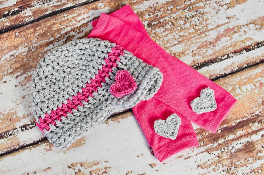 FOR HER - Leg Warmers and Newsgirl Hat - Grey and Raspberry Pink