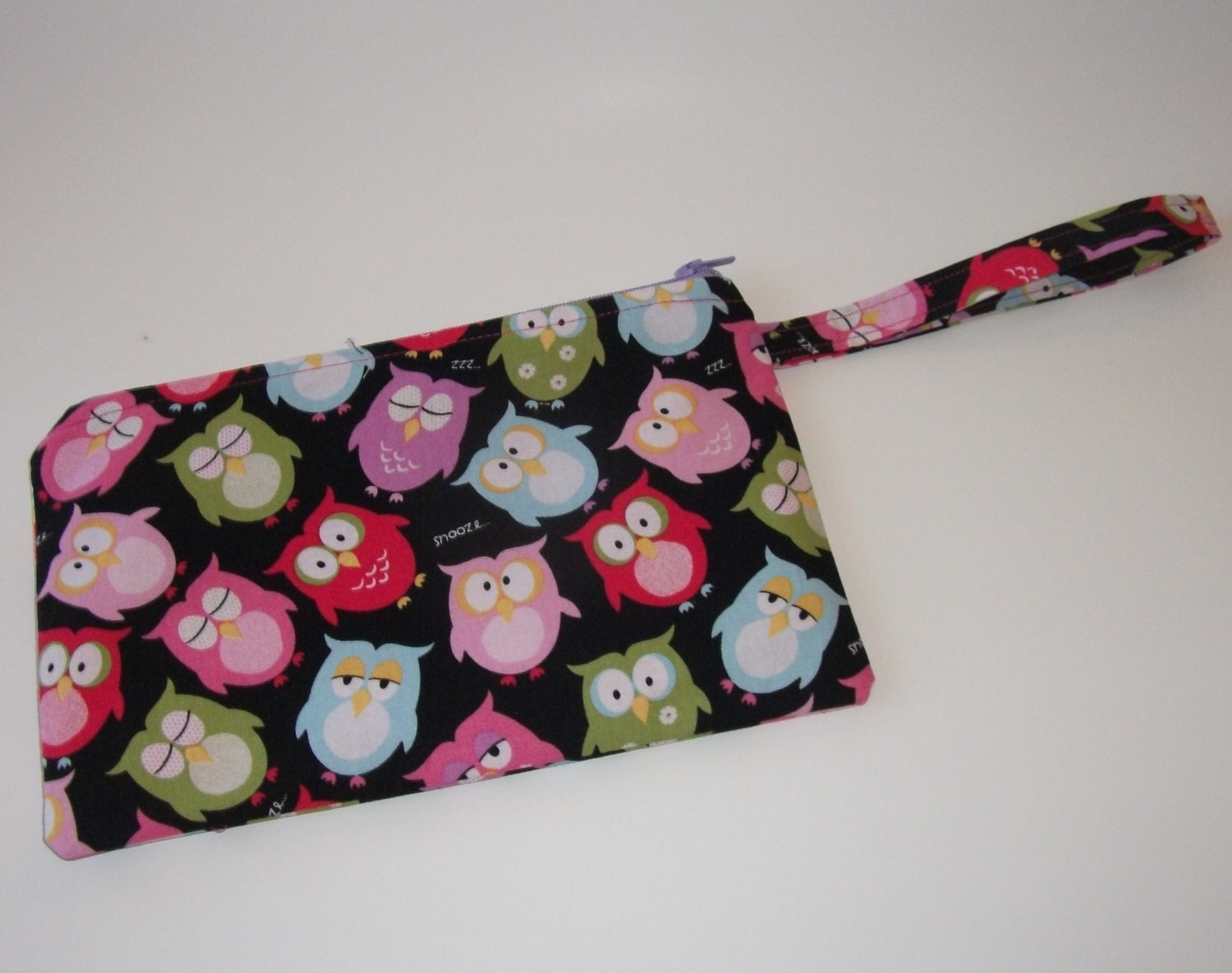 Colorful Owls Bag,  Owl Wristlet , Owl Make Up Bag, Owl Cosmetic Bag