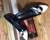 Black and White Pumps / Spectator Pumps / Size 7.5