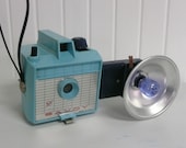 1960s AQUA TURQUOISE Savoy Camera with Flash, Collectible - Vintage Travel Trailer and Home Decor
