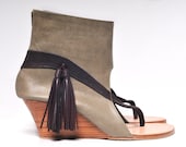 SIMPLICITY. Leather wedges / leather sandals / shoes with tassel. Sizes: US 4-13, EUR 35-43. Available in different leather colors.