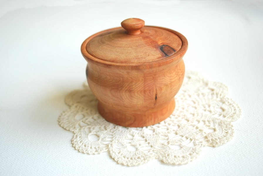 Juniper wood bowl/salt pepper cellar-Handmade eco friendly-Home decor,kitchen-Outdoor wedding-Rustic