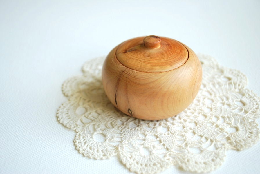 Juniper wood bowl/salt pepper cellar-Handmade eco friendly-Home decor,kitchen,first tooth box-Outdoor wedding-Rustic