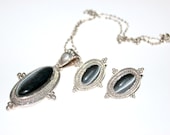 Beautiful Vintage Silver and Dark Grey Cats Eye Earring Necklace Set