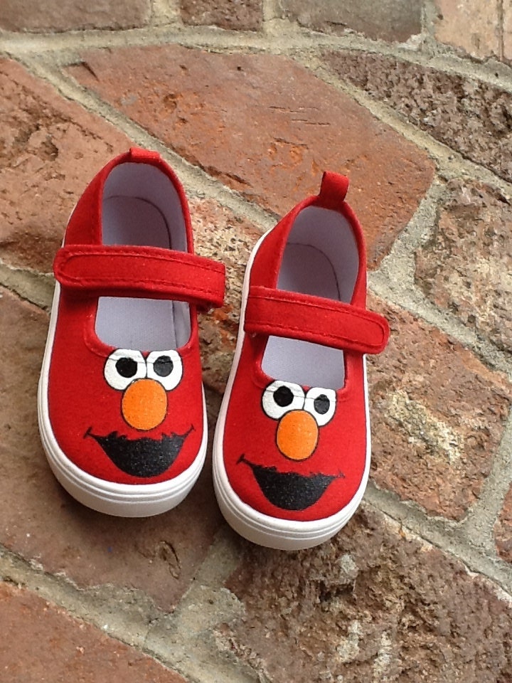 Elmo LoVE