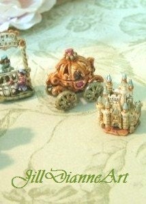 Ready to Send - Tiny Mechanical Toy antique style Cinderella's Pumpkin Coach Carriage opens - Dollhouse Miniature