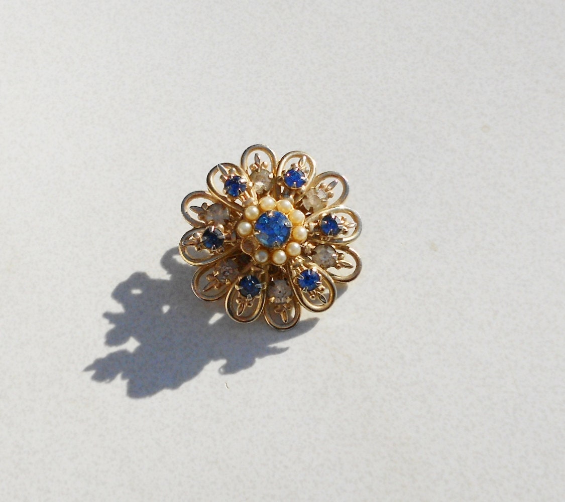 brooch 1950s Sapphire blue and white rhinestones