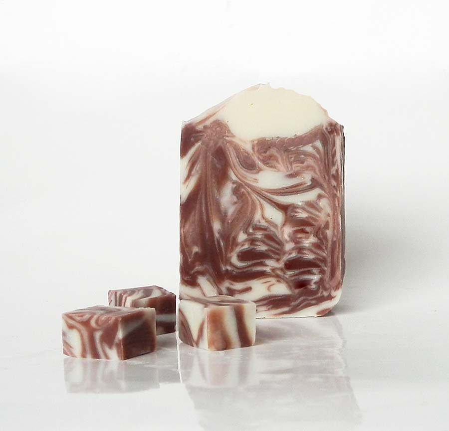 Natural soap - vegan soap - cold process - handmade soaps - color -  cherry