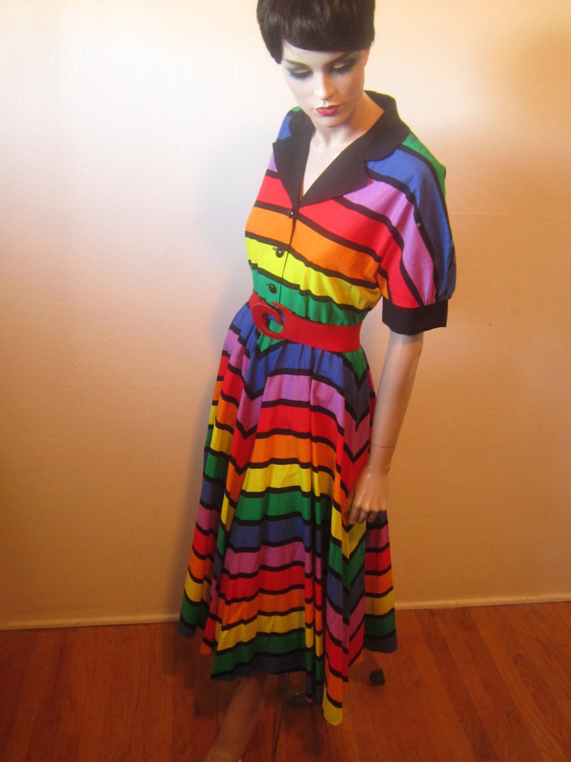 Sale: 20% Off Vintage Rainbow DREAM Dress Size M - 70s or 80s - 50s Style - Circle Skirt - Rockabilly - Retro