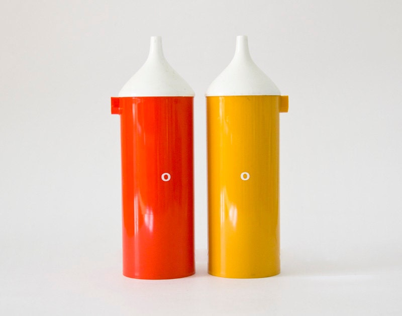 Vintage Rare Guzzini Oil and Vinegar Bottles Italy