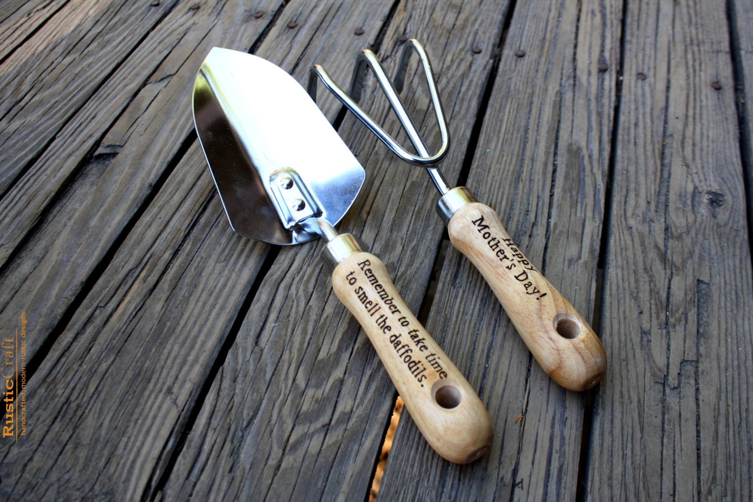 Personalized Garden Tool Set- Engraved Tools - Gardener Gift - Dad Gift- Fathers Day Gift- Hand engraved custom designed