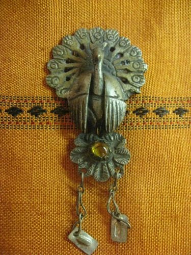 Vintage Peruvian Peacock Manta Pin from Cuzco area