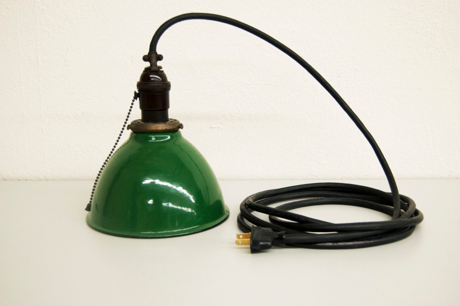 Vintage Industrial Enamel Shade Light