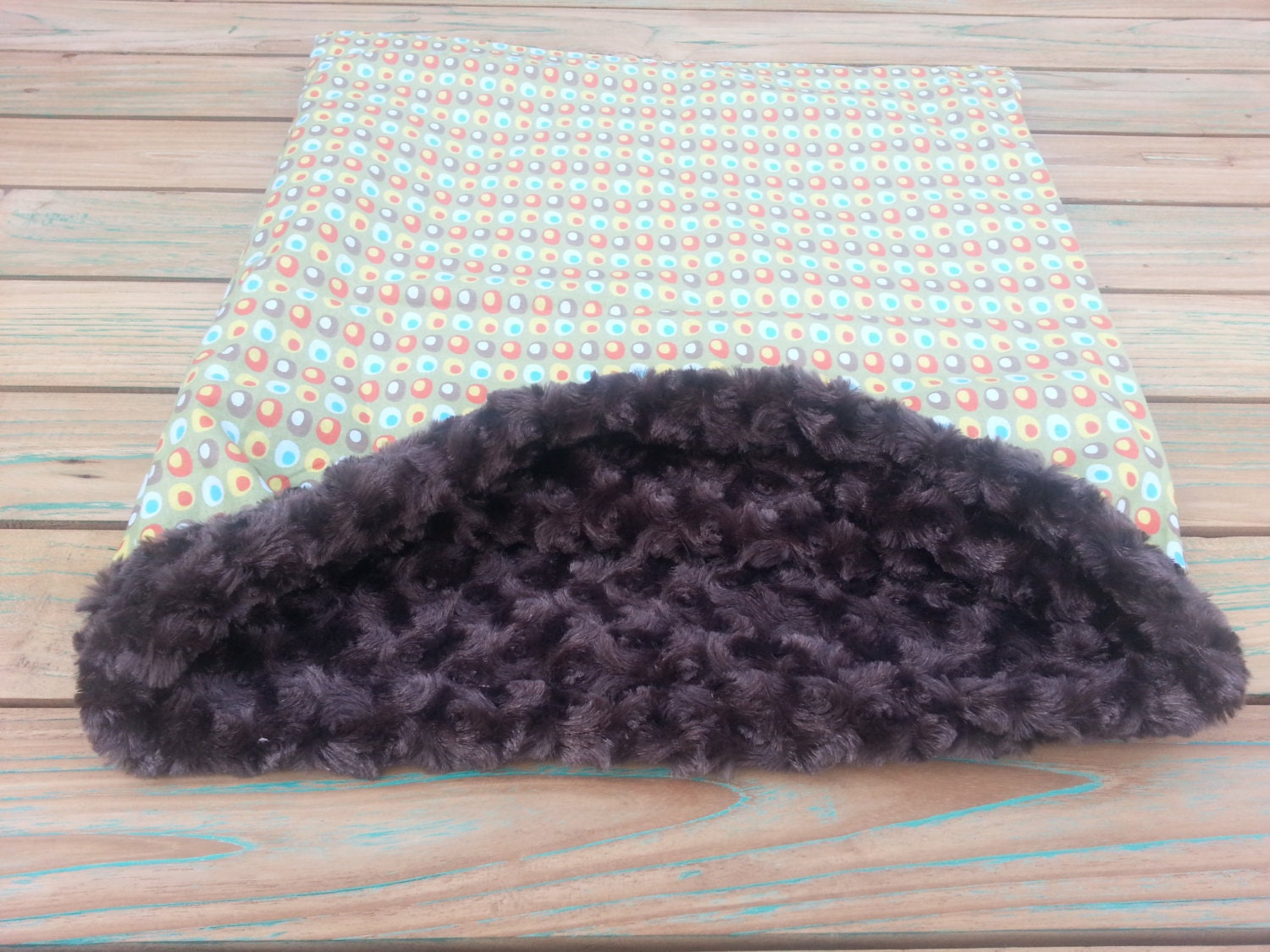 Cocktail Olive Print Cozy Cave-Snuggle Sack-Burrow Bed for Cats, Small Dogs or Pocket Pets
